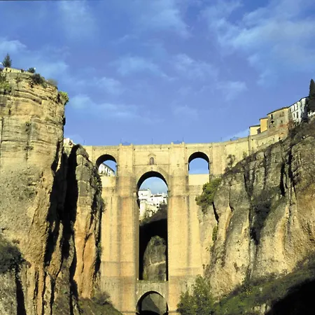 Urano A&n * Ronda
